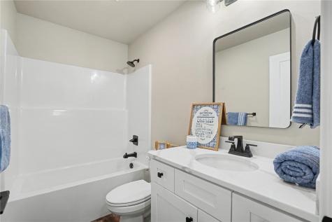 803 Mont Clair Street Solon IA 52333
