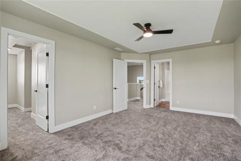 803 Mont Clair Street Solon IA 52333