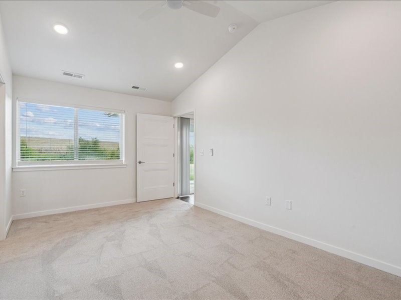 192 Huntington Drive Iowa City IA 52245
