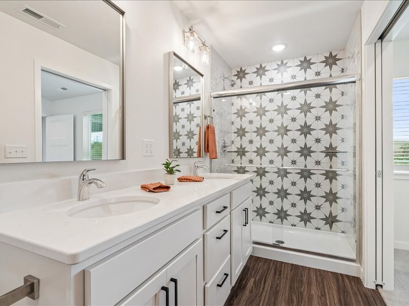 192 Huntington Drive Iowa City IA 52245