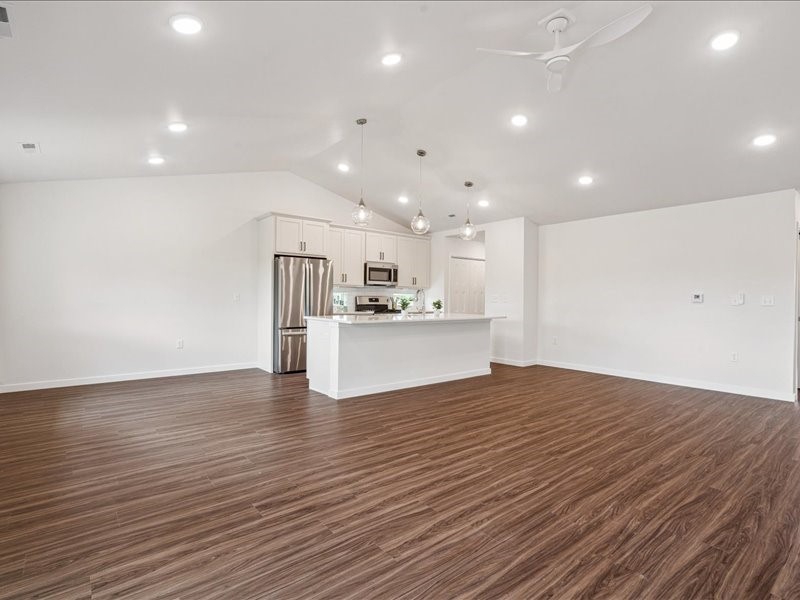 192 Huntington Drive Iowa City IA 52245