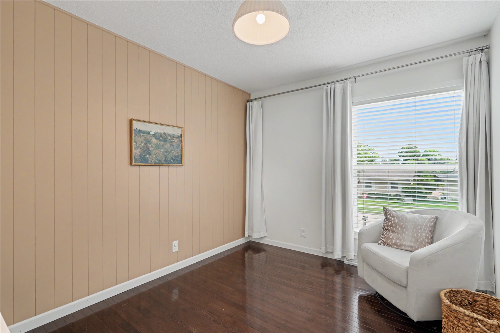 221 Windsor Drive NE Cedar Rapids IA 52402
