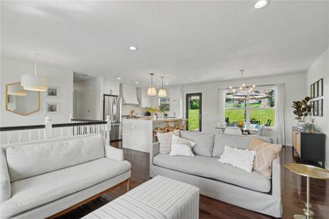 221 Windsor Drive NE Cedar Rapids IA 52402