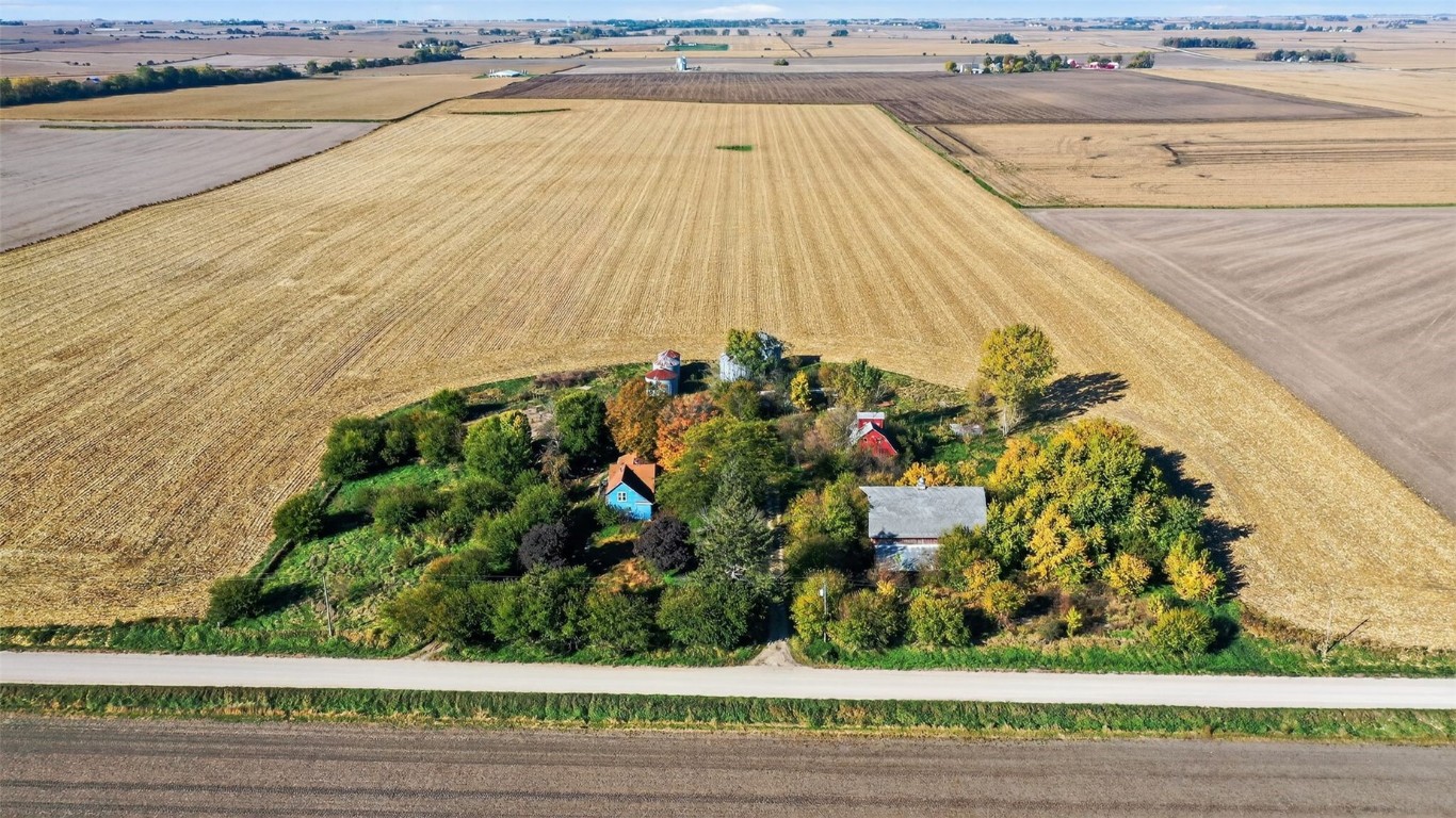 26567 H Avenue Hubbard IA 50122