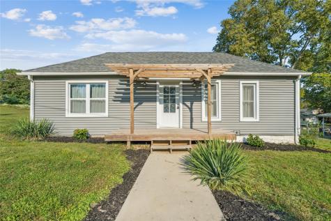 519 B Avenue SE Mt Vernon IA 52314