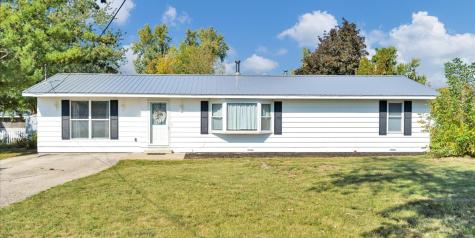 4330 Beecher Court Nw Cedar Rapids | Coldwell Banker Hedges Realty