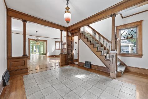 304 E Union Street Manchester IA 52057