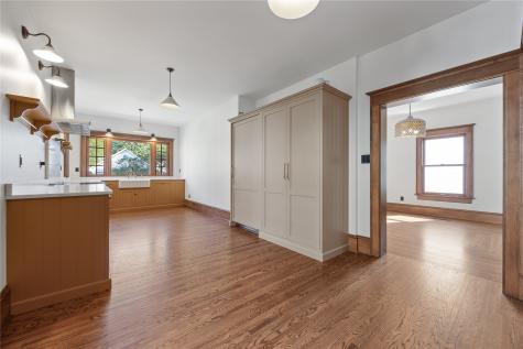 304 E Union Street Manchester IA 52057