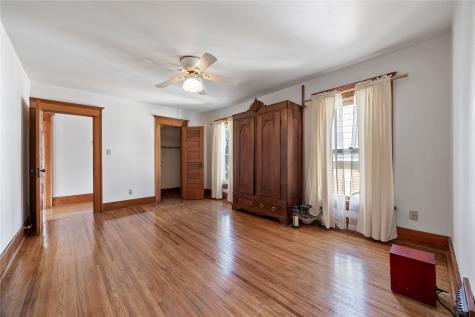 304 E Union Street Manchester IA 52057