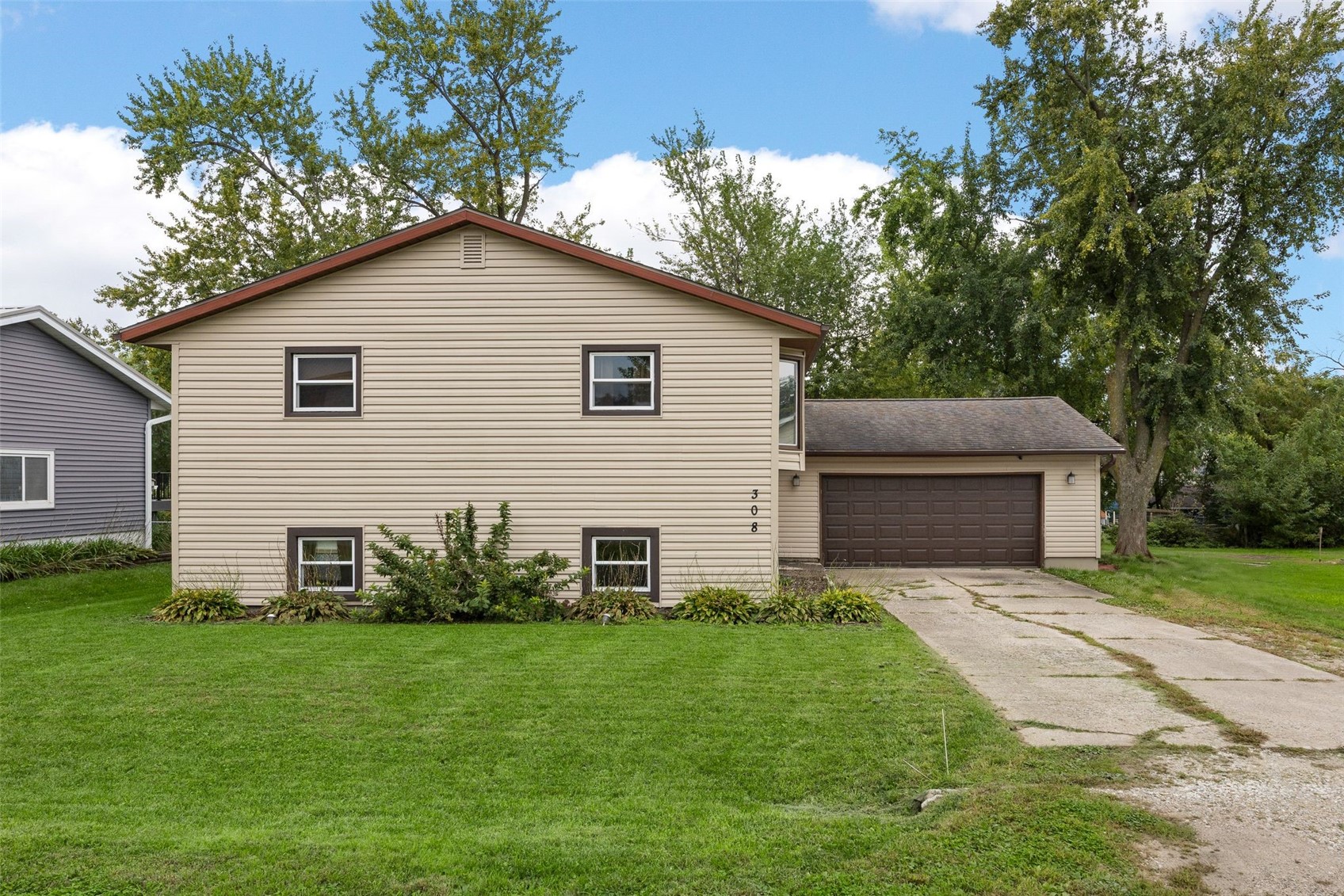 308 NW Cottage Street Shellsburg IA 52332