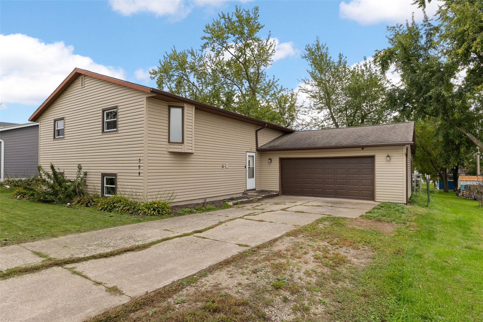 308 NW Cottage Street Shellsburg IA 52332