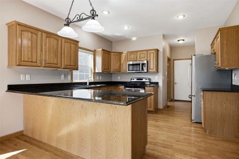 2045 Newcastle Road Marion IA 52302