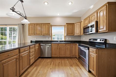 2045 Newcastle Road Marion IA 52302