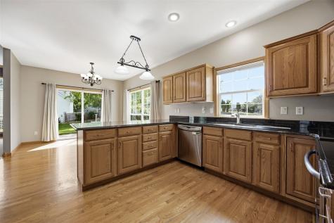 2045 Newcastle Road Marion IA 52302