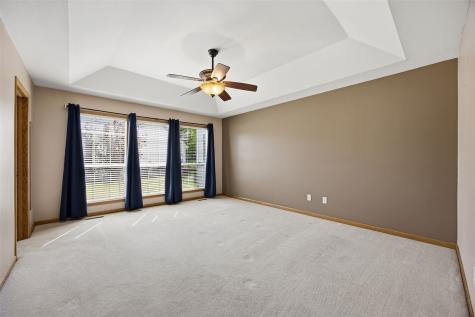 2045 Newcastle Road Marion IA 52302