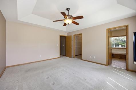 2045 Newcastle Road Marion IA 52302