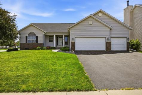 2045 Newcastle Road Marion IA 52302