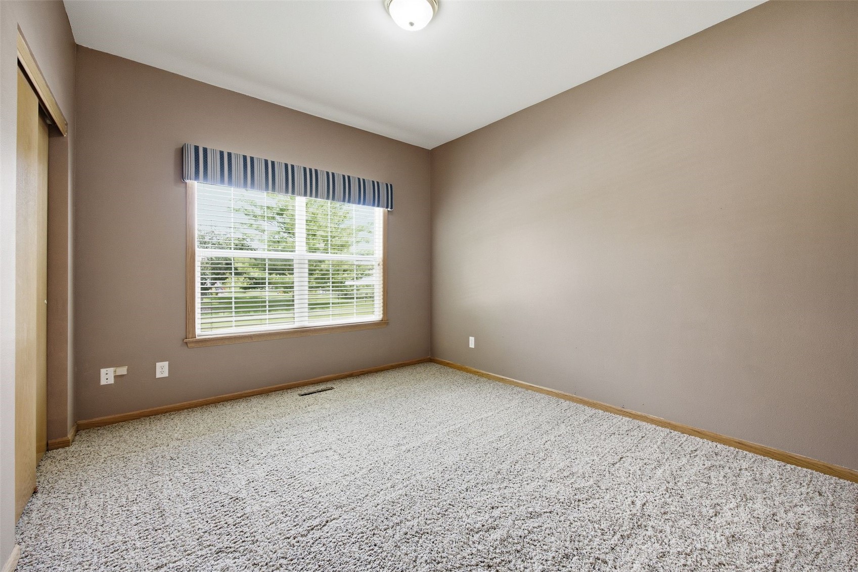 2045 Newcastle Road Marion IA 52302