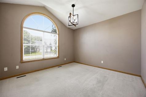 2045 Newcastle Road Marion IA 52302