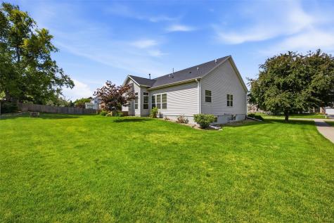 2045 Newcastle Road Marion IA 52302