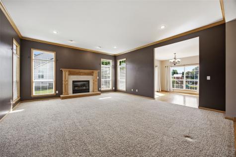 2045 Newcastle Road Marion IA 52302