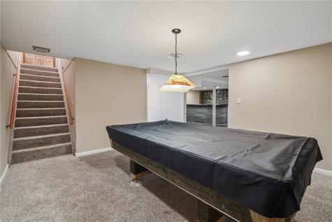 2135 Zika Avenue Cedar Rapids IA 52405