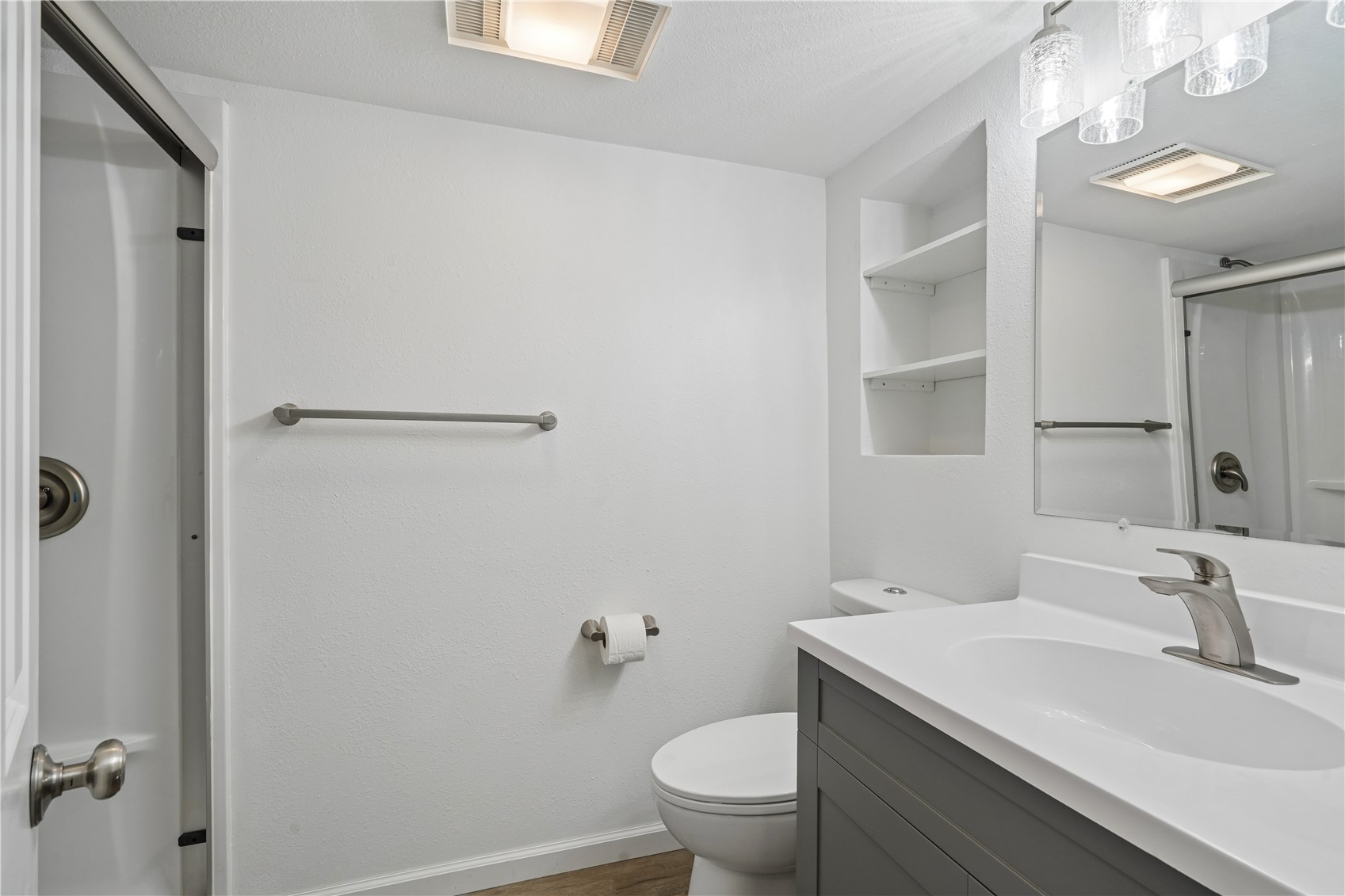 2135 Zika Avenue Cedar Rapids IA 52405
