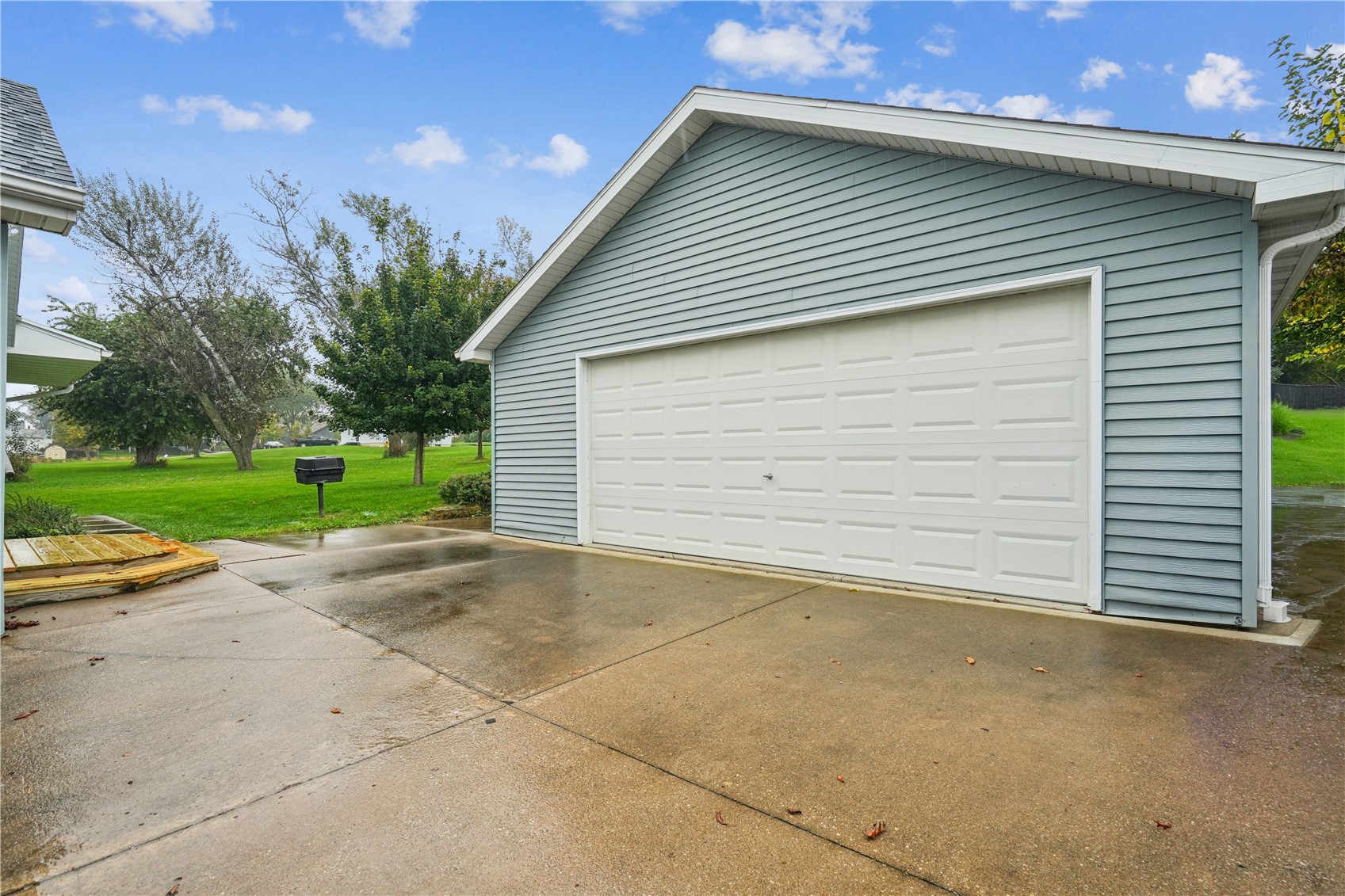2135 Zika Avenue Cedar Rapids IA 52405