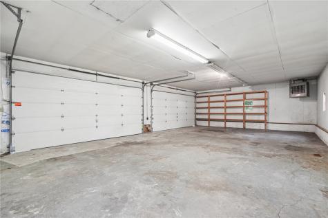 2135 Zika Avenue Cedar Rapids IA 52405