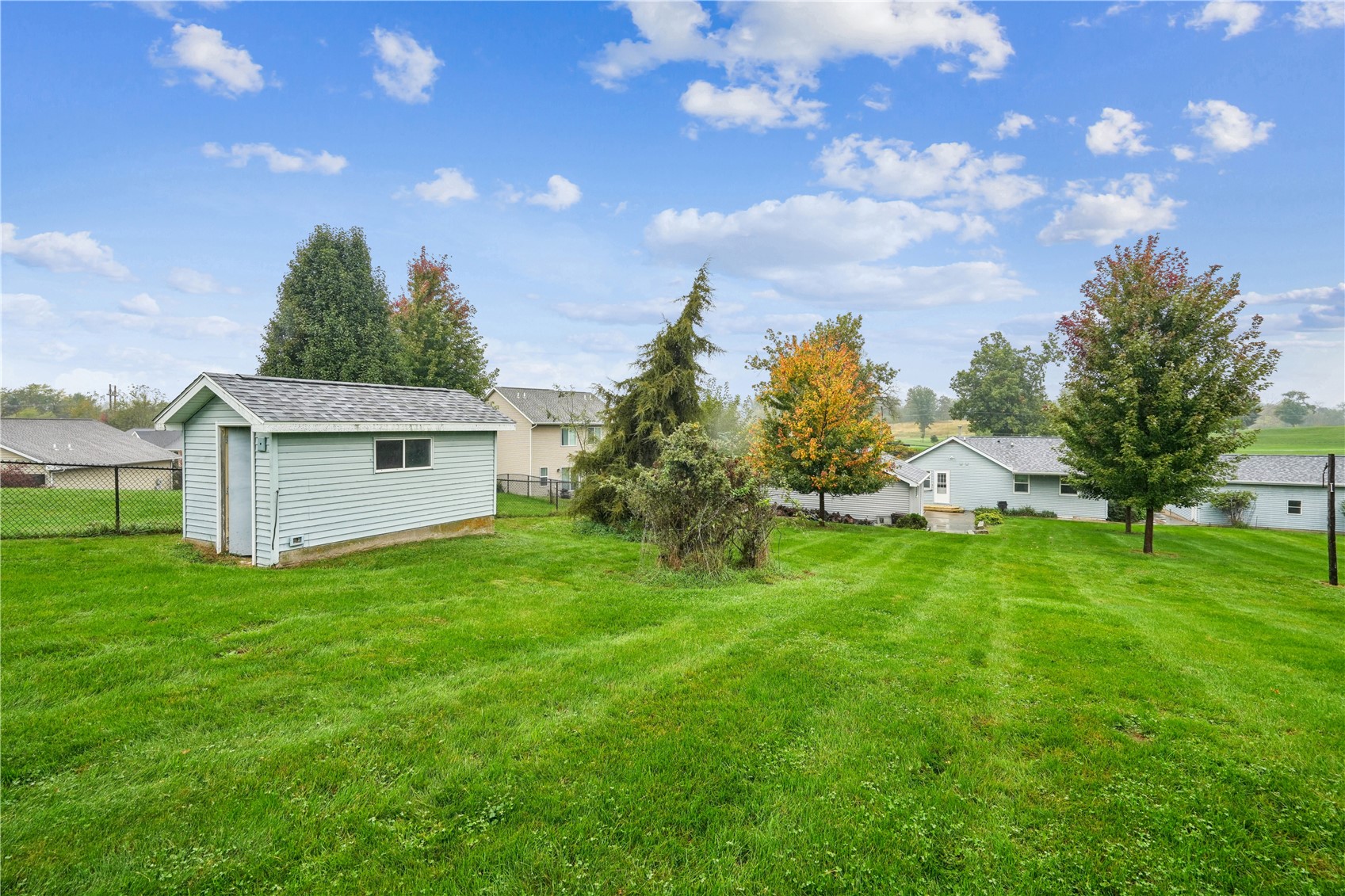 2135 Zika Avenue Cedar Rapids IA 52405