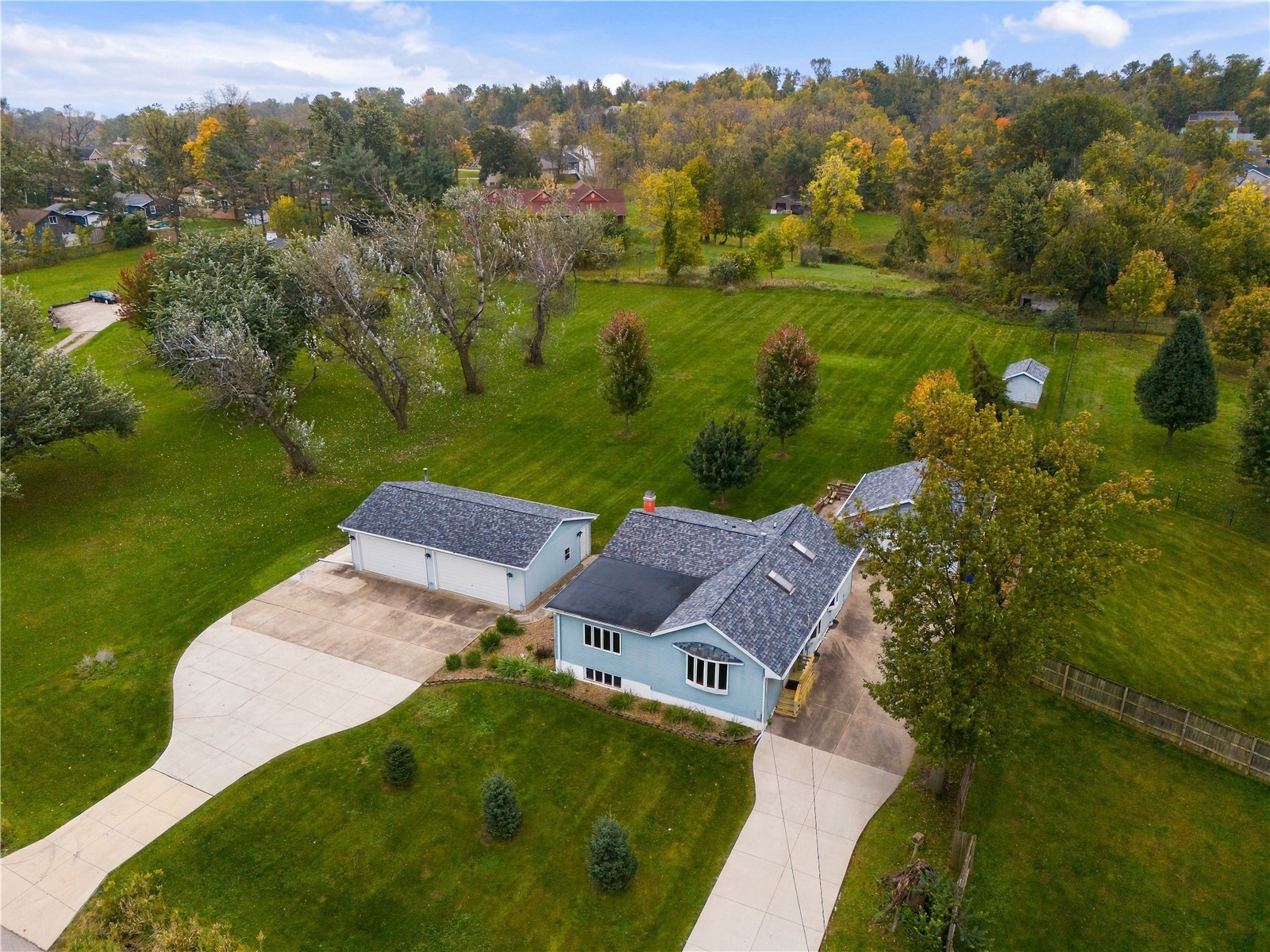 2135 Zika Avenue Cedar Rapids IA 52405