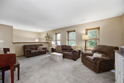 84 Amhurst Street Iowa City IA 52245