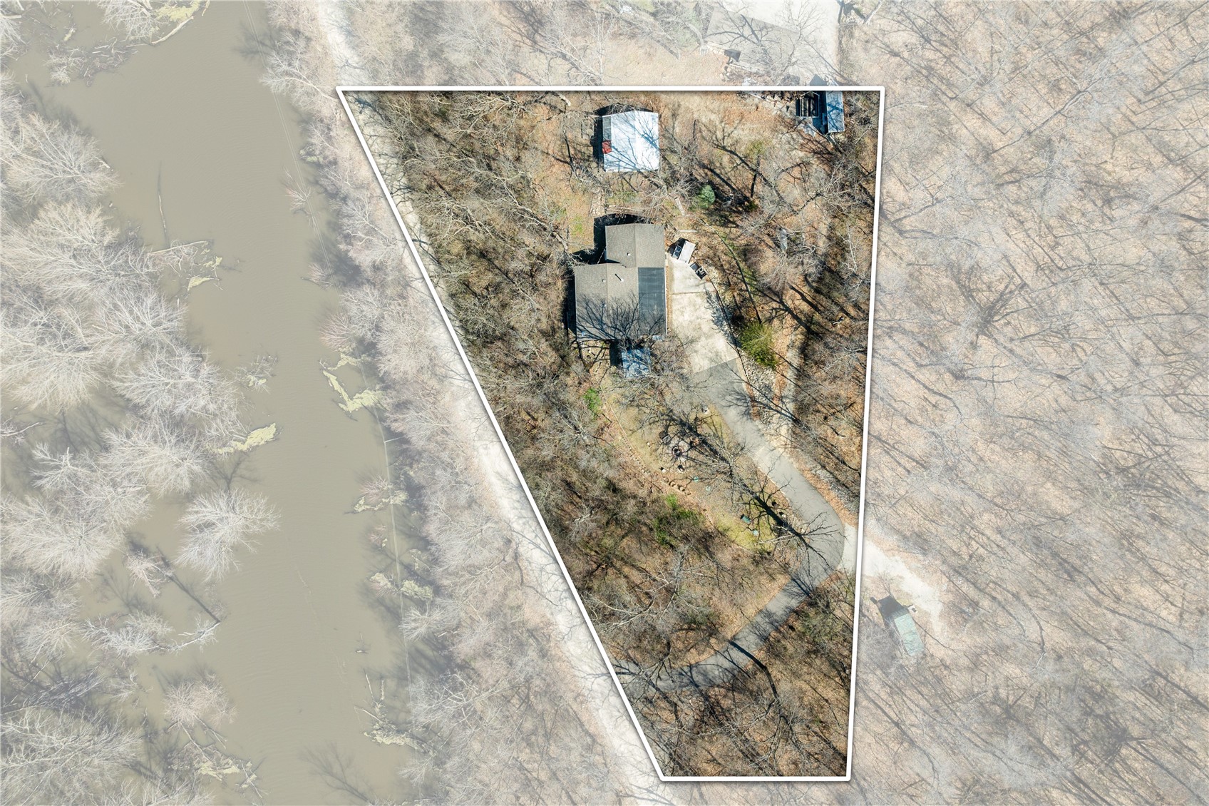 2576 58th Street Lane Vinton IA 52349
