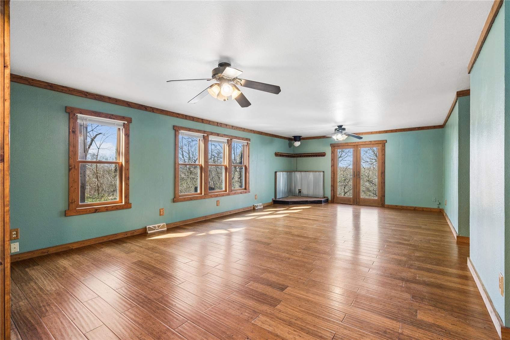 2576 58th Street Lane Vinton IA 52349