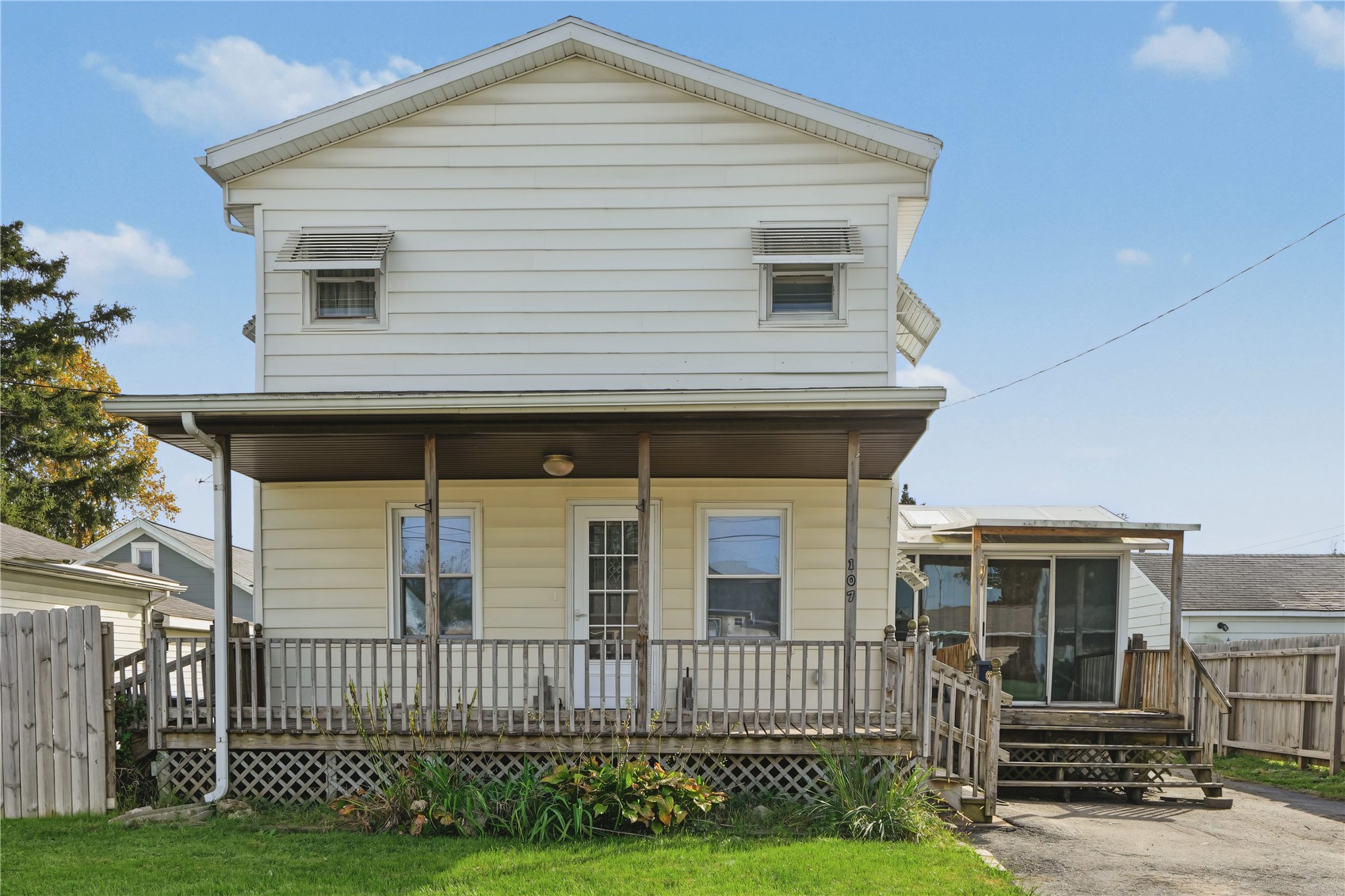107 24th Avenue SW Cedar Rapids IA 52404