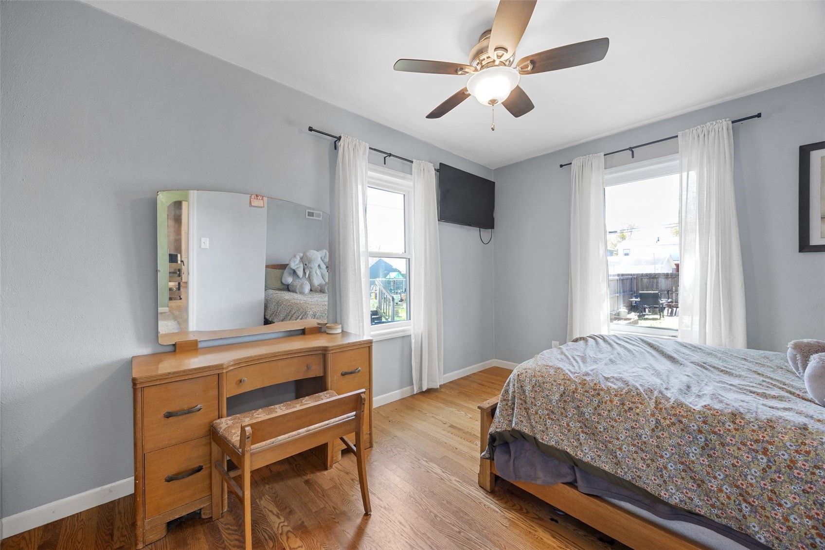 927 G Avenue NW Cedar Rapids IA 52405