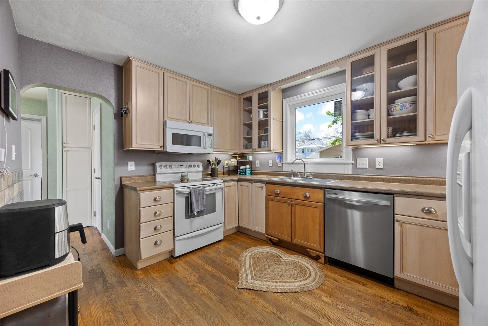 927 G Avenue NW Cedar Rapids IA 52405