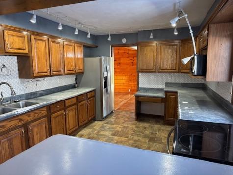 904 Highland Acres Road Marshalltown IA 50158