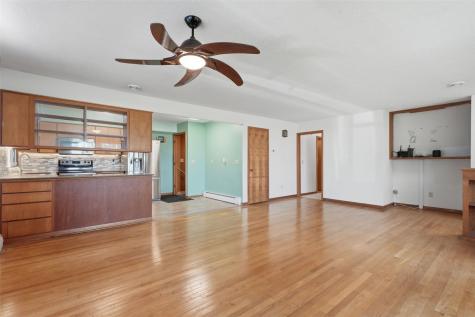 703 E State Street Williamsburg IA 52361