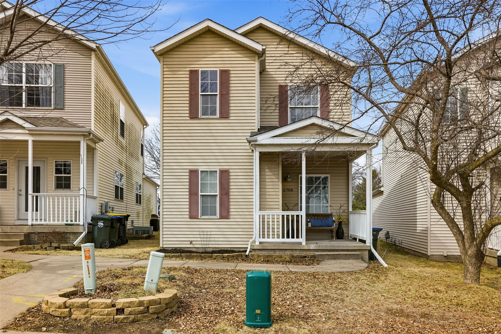 2768 Irving Iowa City IA 52246