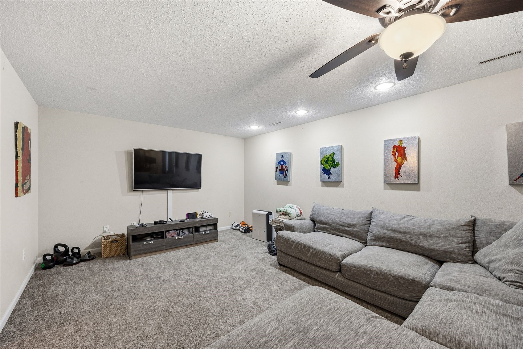 2768 Irving Iowa City IA 52246