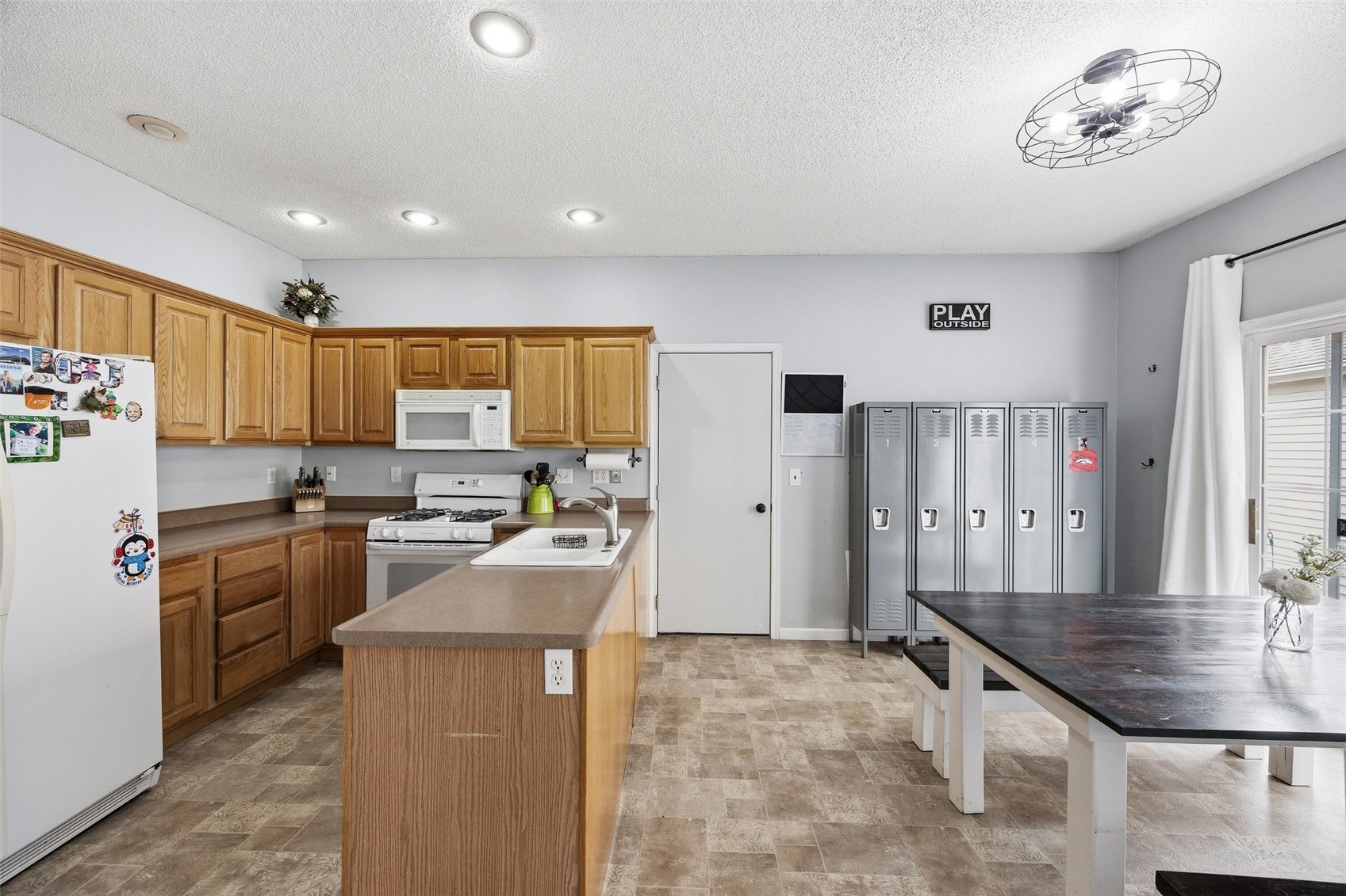 2768 Irving Iowa City IA 52246
