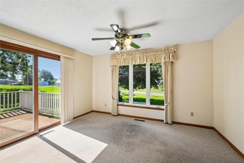 614 Line Street Norway IA 52318