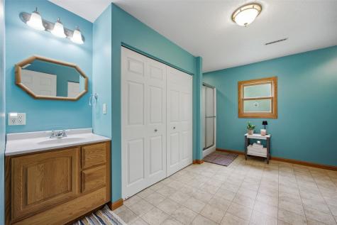446 Milwaukee Street Parnell IA 52325