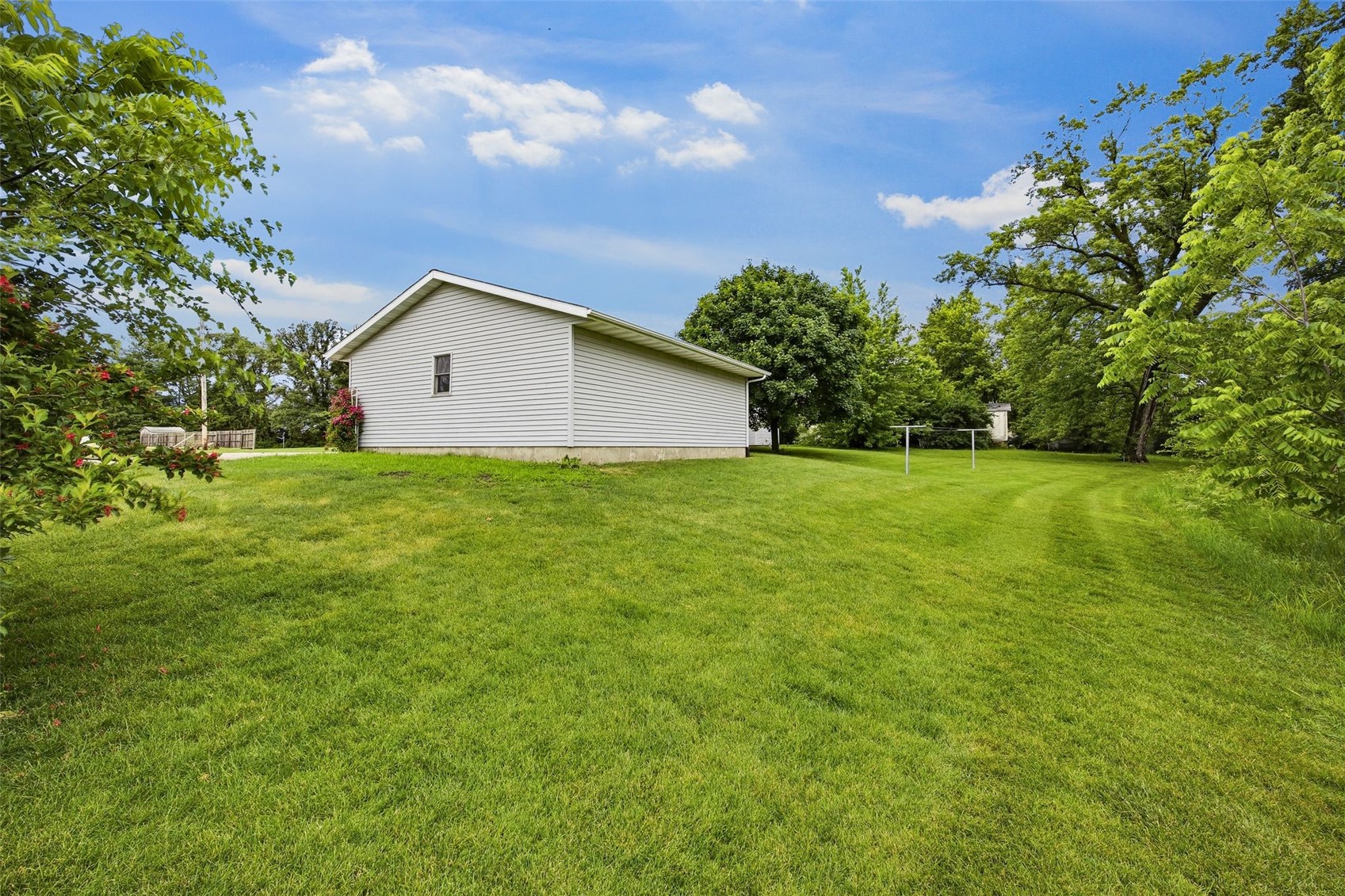 446 Milwaukee Street Parnell IA 52325
