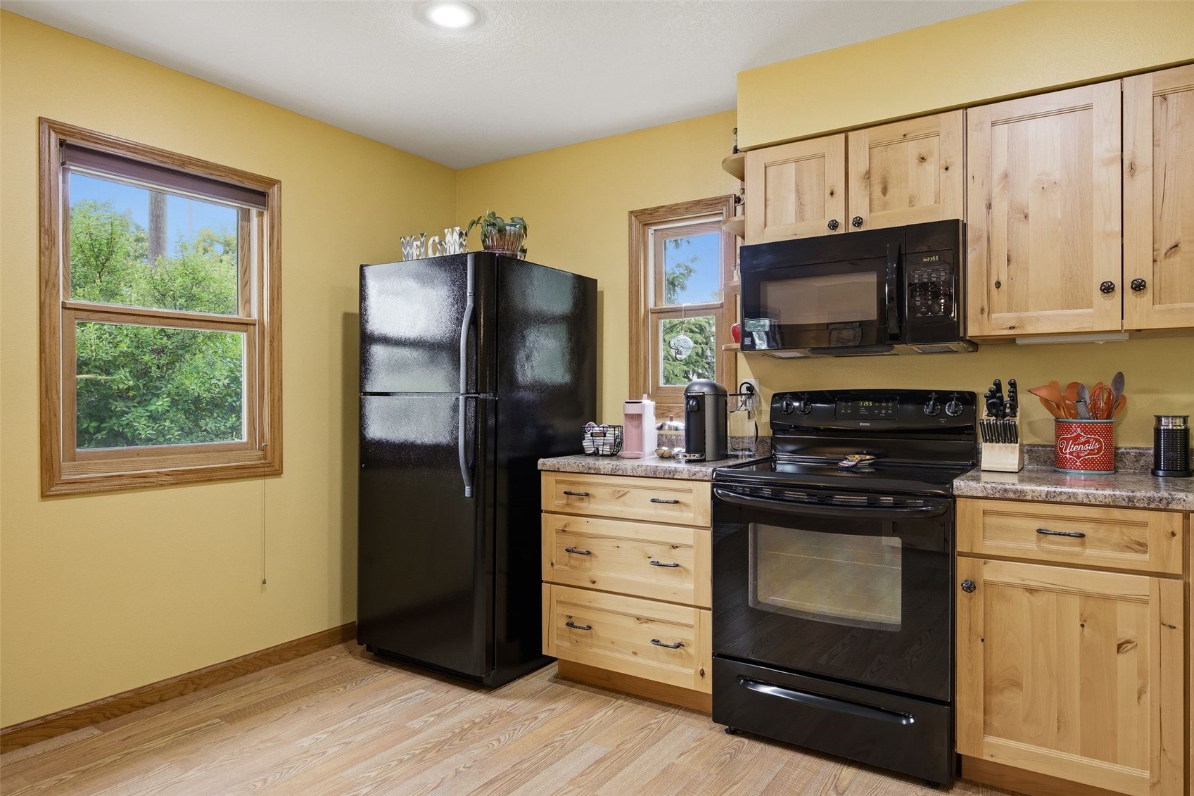 446 Milwaukee Street Parnell IA 52325