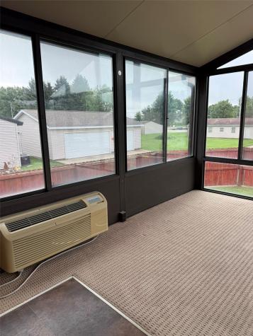 708 E 11th Street Vinton IA 52349
