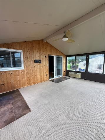 708 E 11th Street Vinton IA 52349
