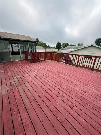 708 E 11th Street Vinton IA 52349