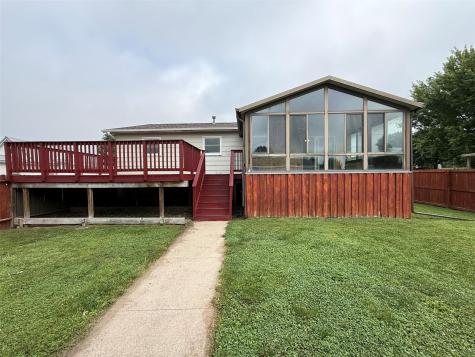708 E 11th Street Vinton IA 52349